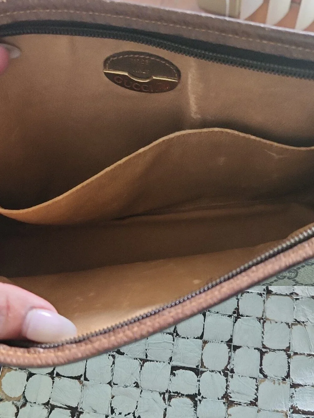 Gucci Plus Beige/Brown Monogram Toiletry Pouch/Clutch